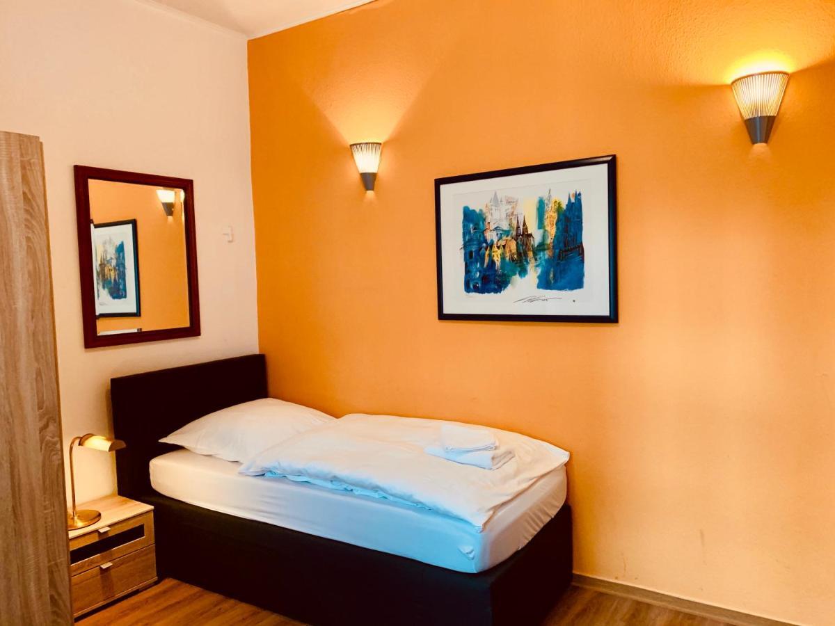 كولونيا Hotel Gasthaus Zur Eule المظهر الخارجي الصورة